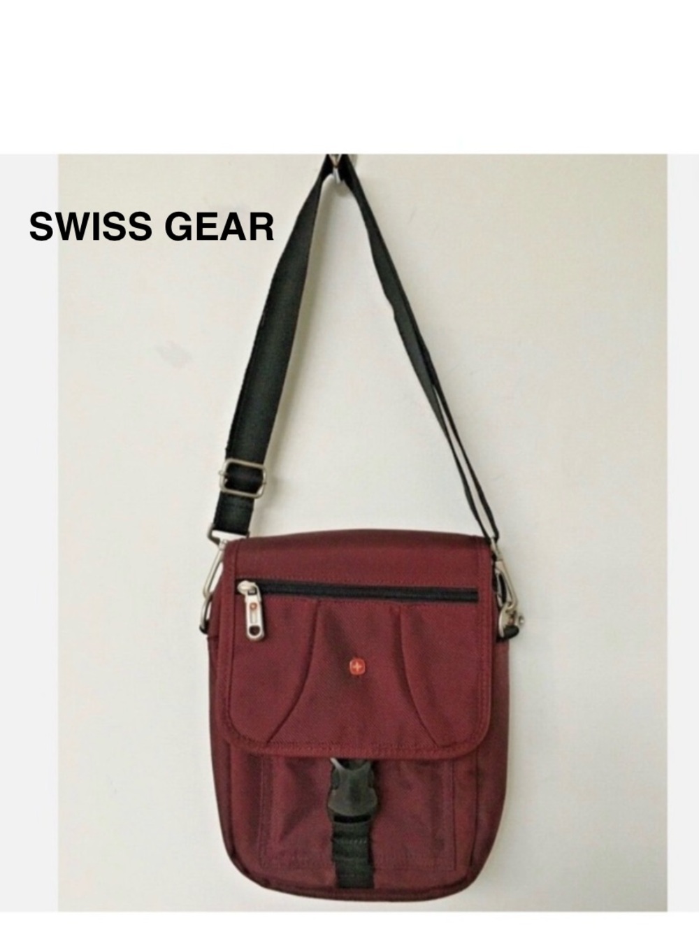 SWISSGEAR Crossbody Shoulder Bag Travel Organizer Day Trip Padded Style SW5014⭐️